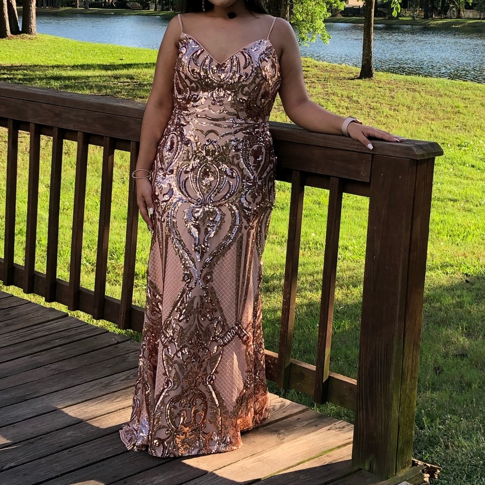 ROSE GOLD PROM DRESS